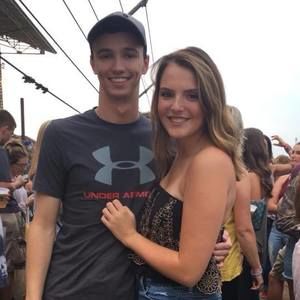 Meet your Posher, Kaitlyn